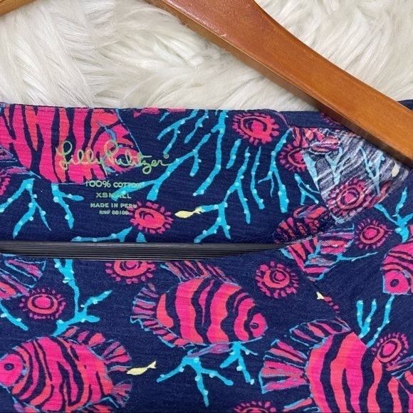 Lilly‎ Pulitzer Tropical Fish Print Cassie Top - Picture 3 of 8